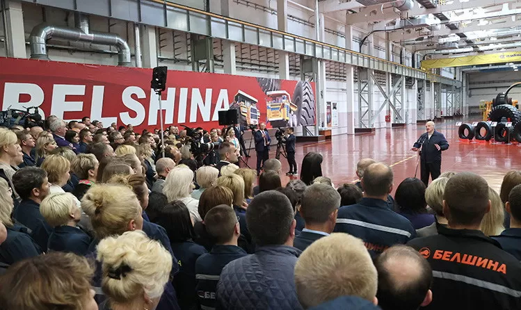 АЛЕКСАНДР ЛУКАШЕНКО О ЗАПАДНЫХ САНКЦИЯХ: ЭТО НЕ ПРОСТАЯ ОБСТАНОВКА, НО НАДО ВЫСТОЯТЬ