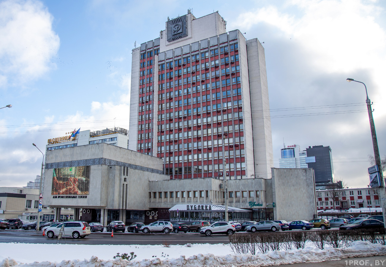 ПРОФСОЮЗЫ ВЫДВИНУЛИ 9,4 ТЫСЯЧИ ПРЕДСТАВИТЕЛЕЙ В УЧАСТКОВЫЕ ИЗБИРАТЕЛЬНЫЕ КОМИССИИ ПО РЕФЕРЕНДУМУ