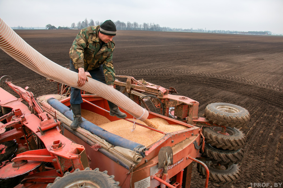 ПРОФСОЮЗЫ ВЗЯЛИ НА КОНТРОЛЬ ВОПРОСЫ ОХРАНЫ ТРУДА ВО ВРЕМЯ ПОСЕВНОЙ КАМПАНИИ 2023 ГОДА