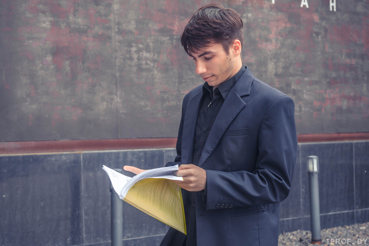 КАК ОФОРМИТЬ МОЛОДОГО СПЕЦИАЛИСТА, ПРИБЫВШЕГО НА ПРЕДПРИЯТИЕ ПО РАСПРЕДЕЛЕНИЮ: ПОГОВОРИЛИ С ЮРИСТАМИ