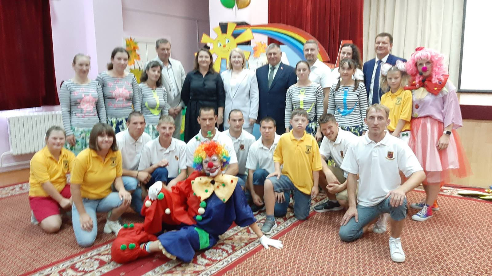 В добрый путь, ребята, за новыми знаниями!