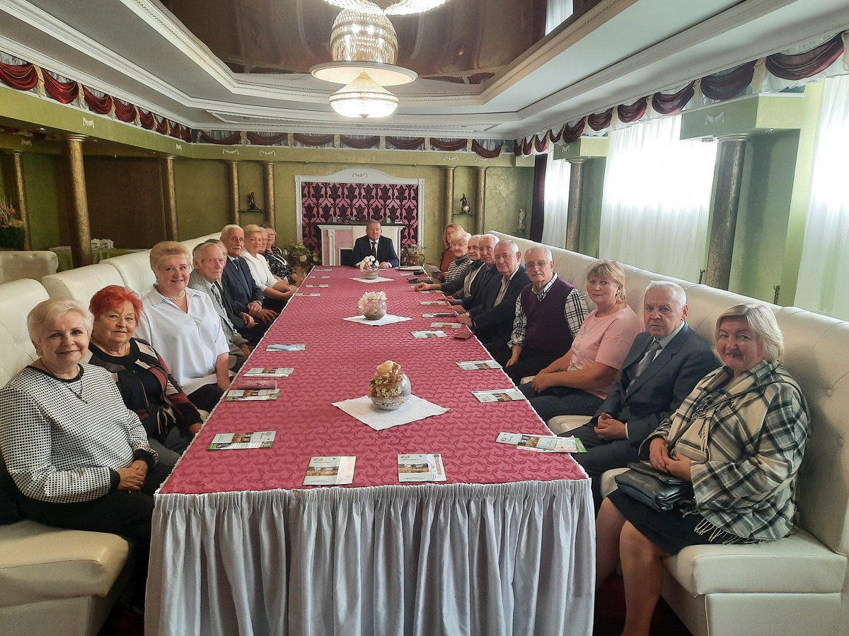 Активное долголетие за “круглым” столом