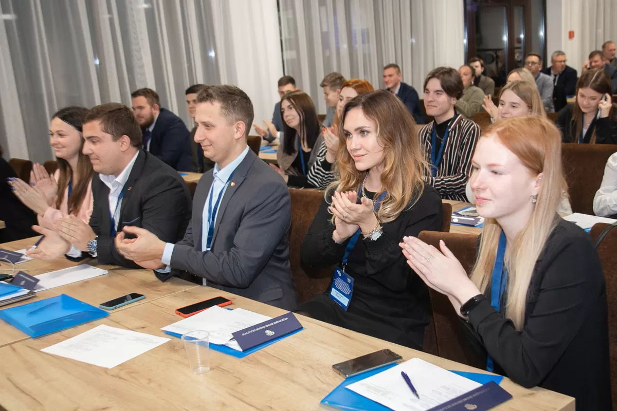 ПРОФСОЮЗЫ ОРГАНИЗОВАЛИ ОБСУЖДЕНИЕ ВНС В БОЛЕЕ ЧЕМ 4 ТЫС. ТРУДОВЫХ КОЛЛЕКТИВАХ