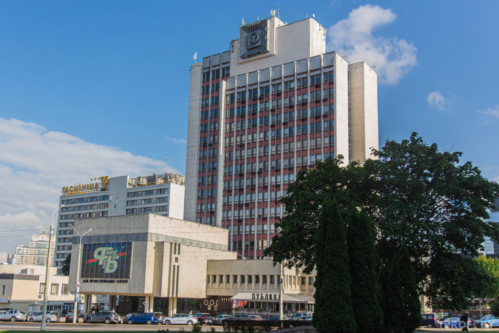 В штаб-квартире ФПБ обсудили сотрудничество в рамках туристической деятельности с делегацией из Узбекистана