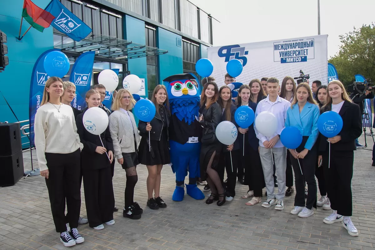 Новый ФОК в День знаний распахнул двери для студентов Международного университета «МИТСО»